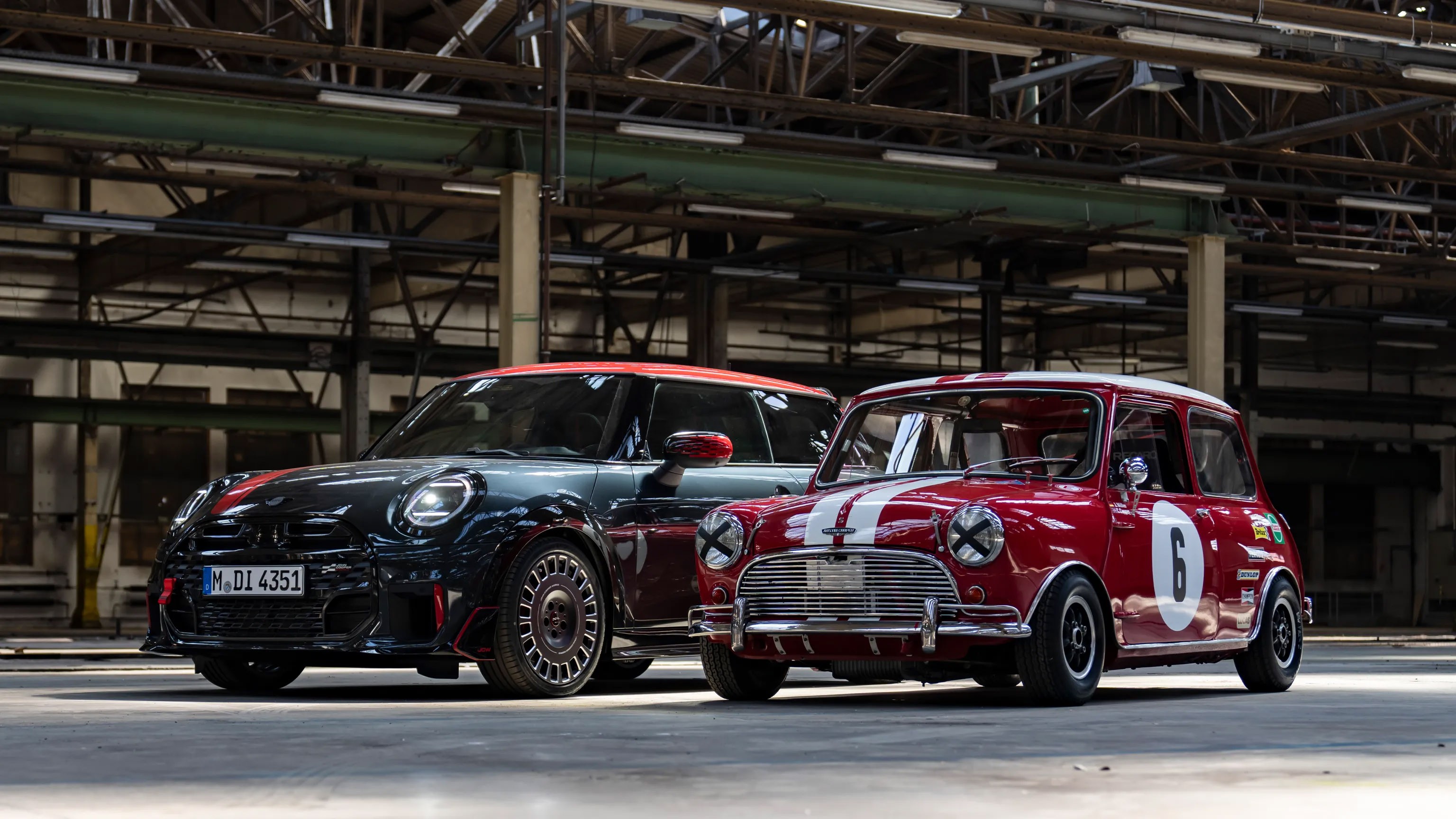 MINI John Cooper Works - Family Shot